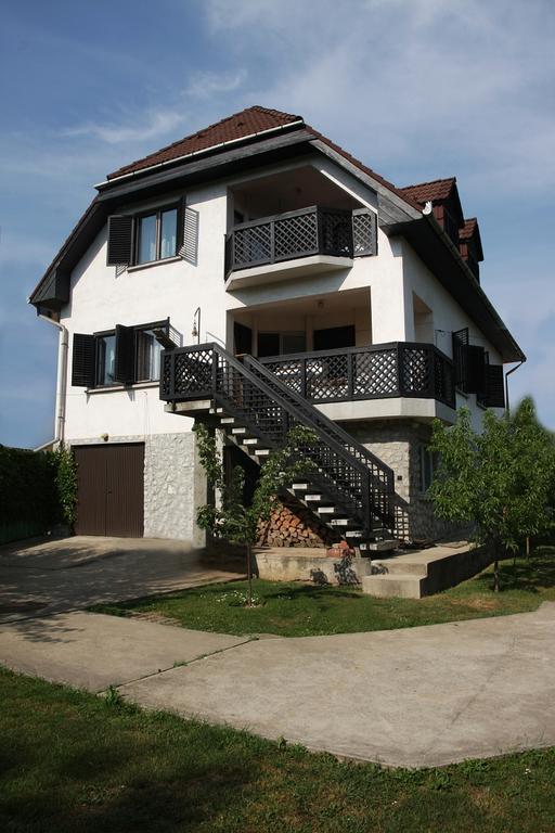 Margareta Vendeghaz Hotel Mişcolţ Exterior foto